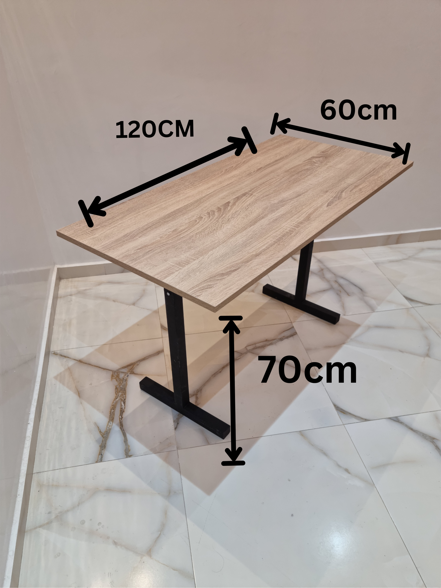 Bureau avec pieds en métal