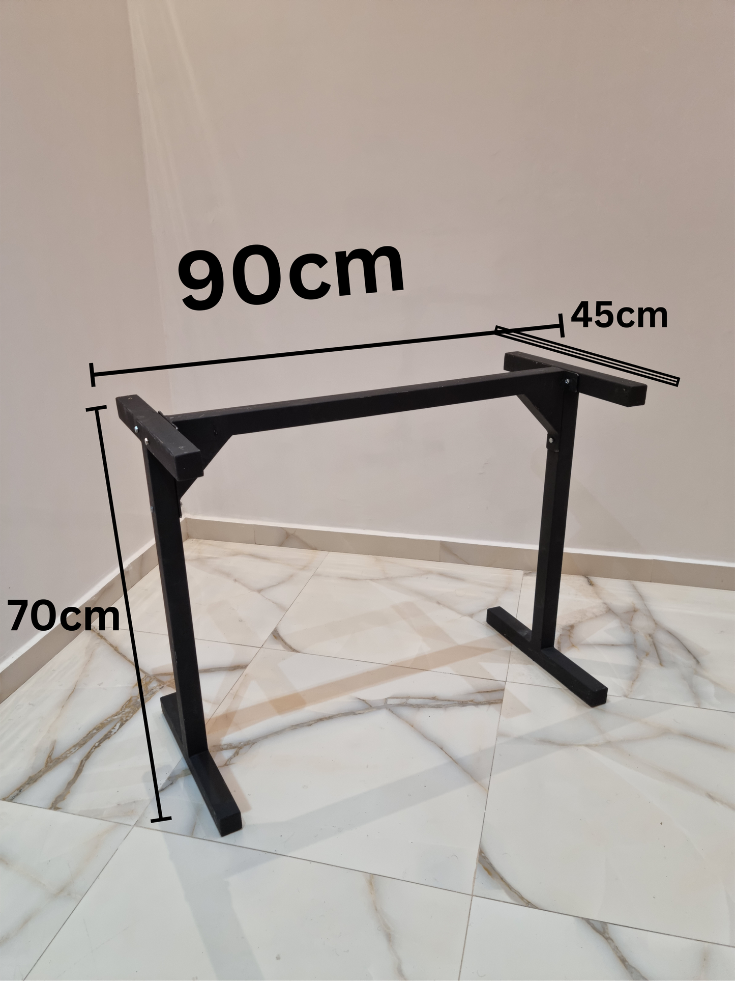 Bureau avec pieds en métal